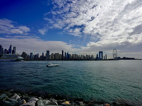 Temperatures soar to 49°C with rain, dust expected Monday 