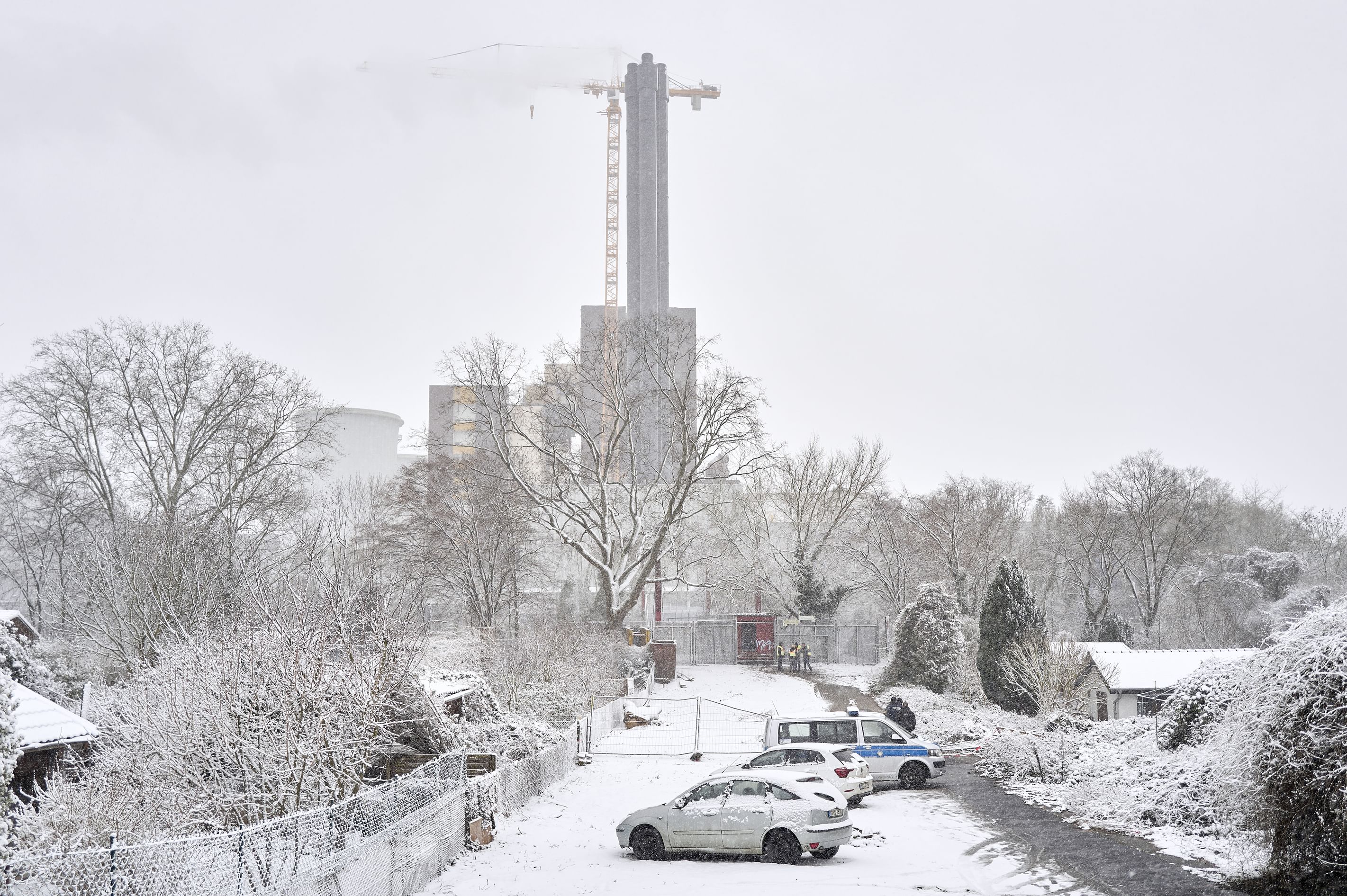 Fire disrupts power to 50,000 Berlin homes