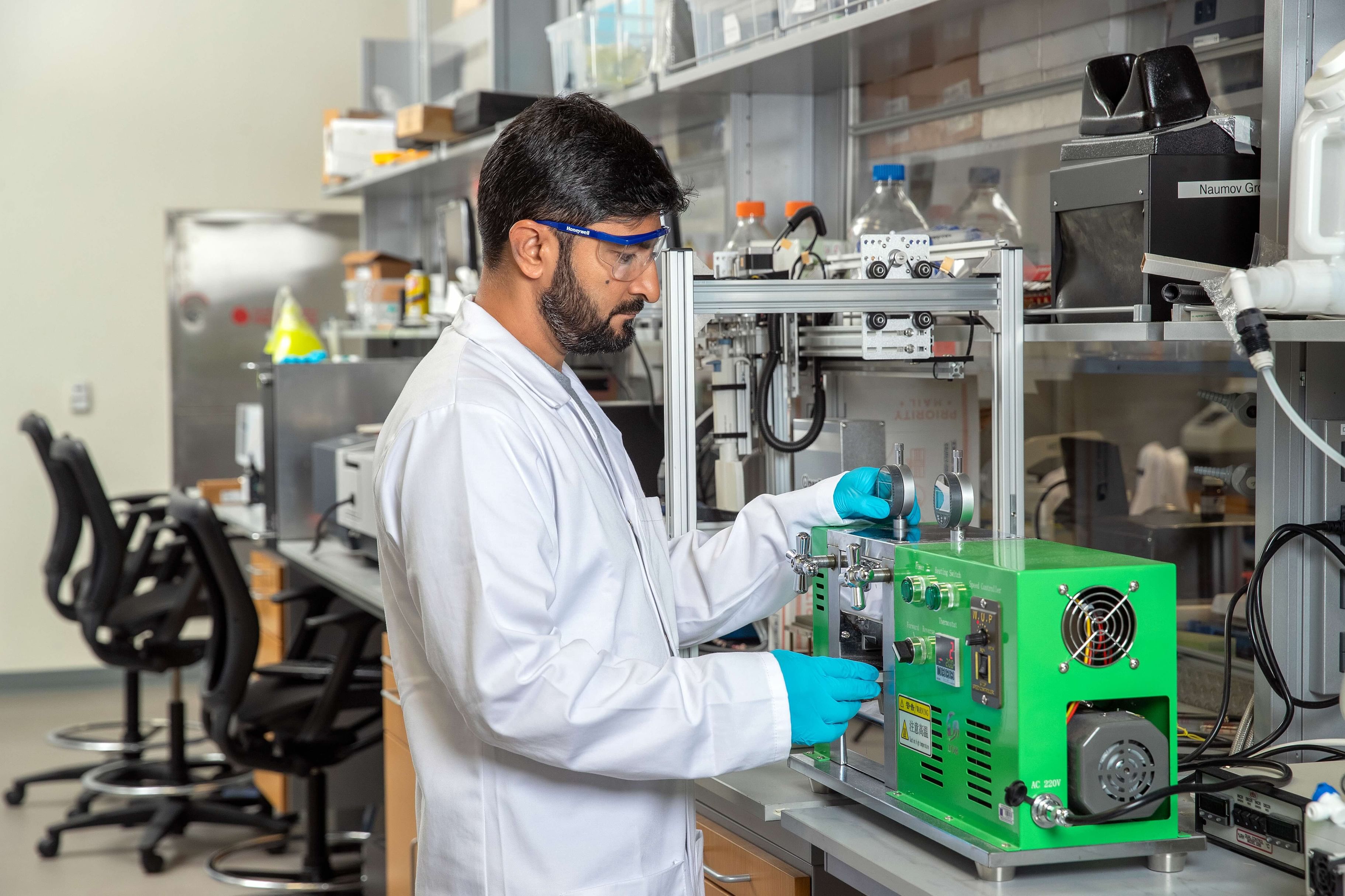 Organic crystalline material opens new prospects for space, deep-sea technologies