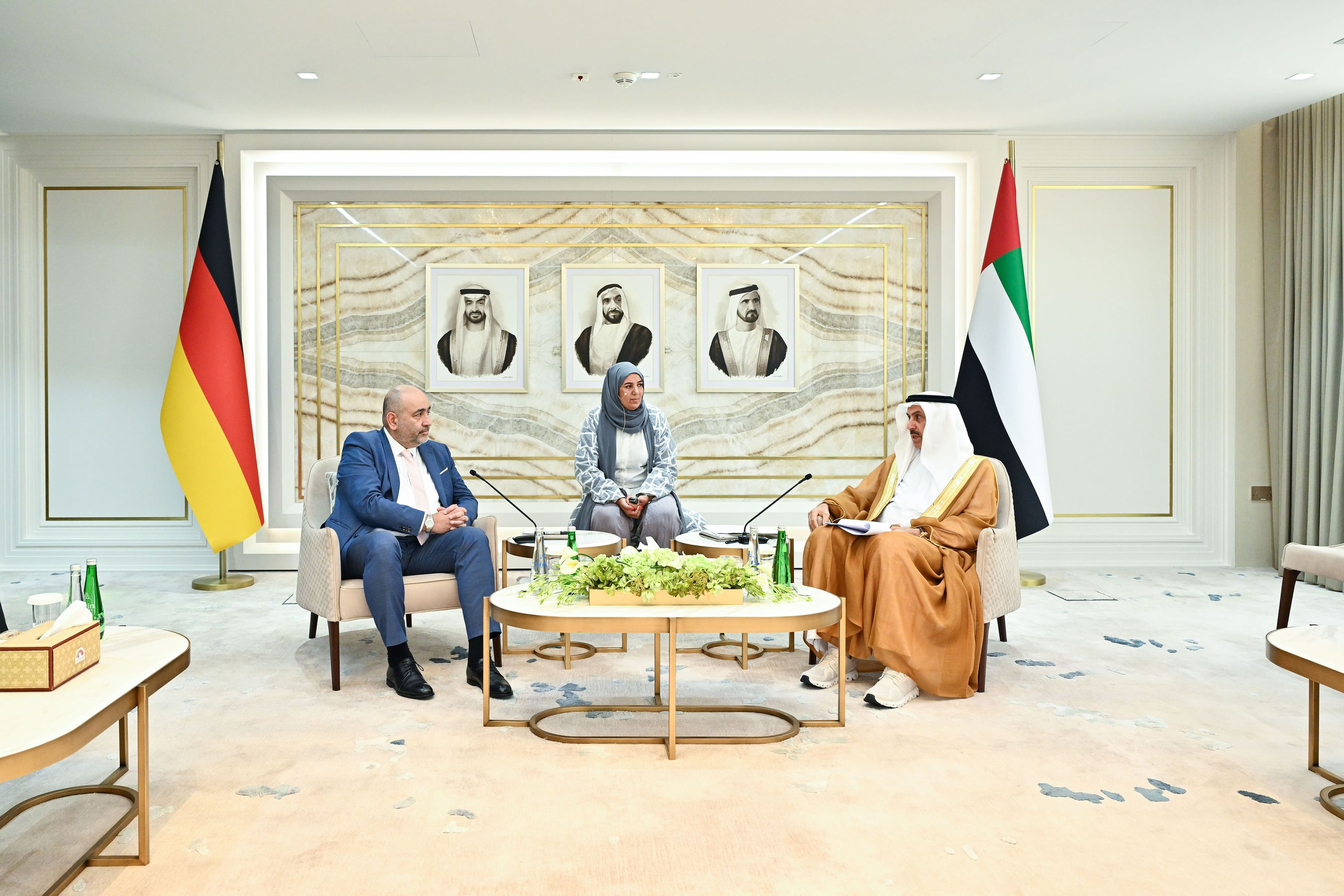 Saqr Ghobash, German Bundestag Vice President discuss parliamentary cooperation, regional developments