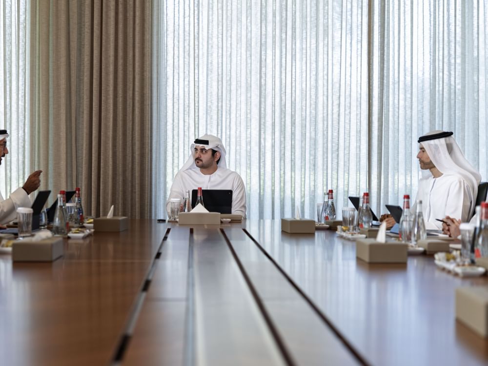Maktoum bin Mohammed chairs DREC Board meeting