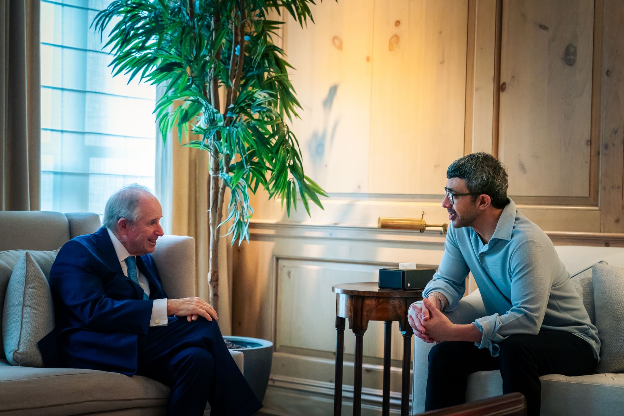 Abdullah bin Zayed meets Chairman of US Blackstone Group