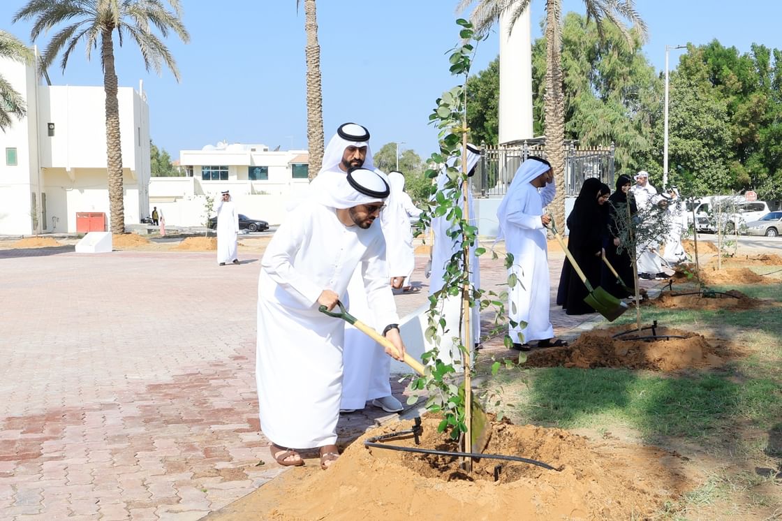 Mansour bin Zayed donates 10,000 trees in support of 'Regreening our Mosques' initiative