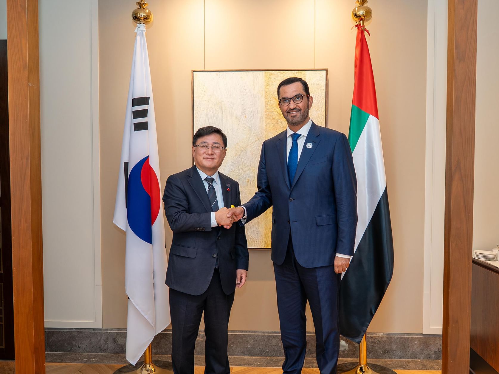 UAE, Korea discuss boosting cooperation in energy, industry, advanced technology