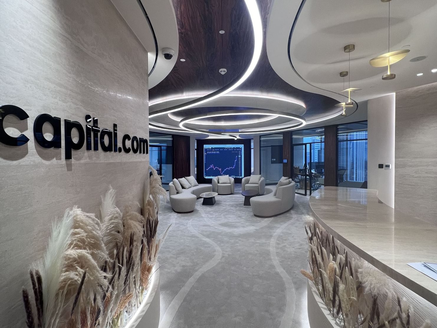 Capital.com accelerates MENA growth with expanded crypto markets; strong Q3 performance