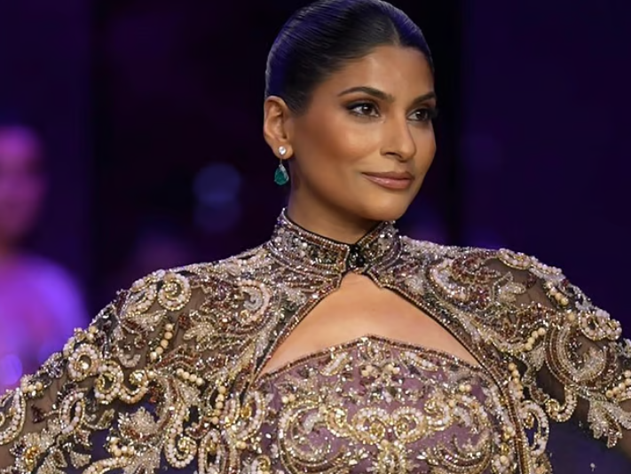 Farhana Bodi shatters ‘models don’t eat’ myth, tucks into Ragi dosa before turning showstopper on runway