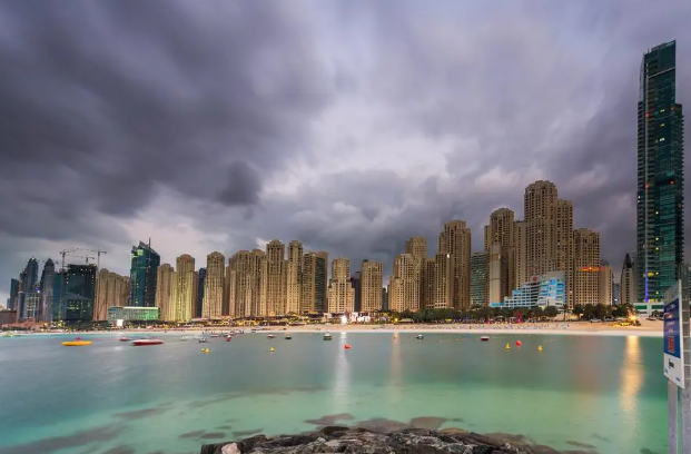 Cooler temperatures, dusty winds and rough seas forecast across UAE this week