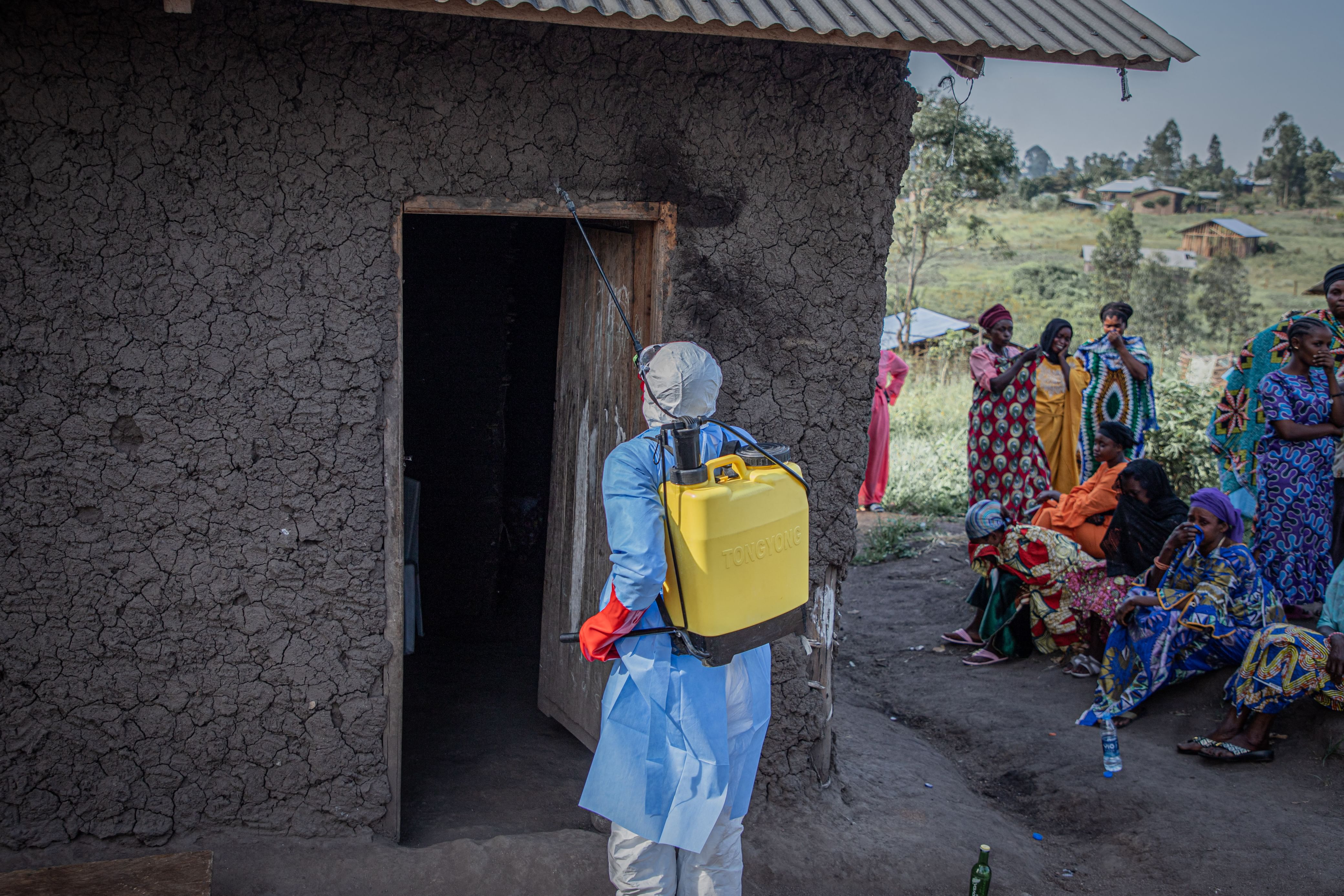 Congo says confirmed Ebola cases rise over 1,000
