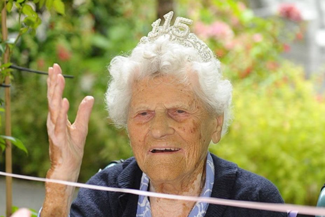 115-year-old British woman, now the world’s oldest, gives her recipe to long life