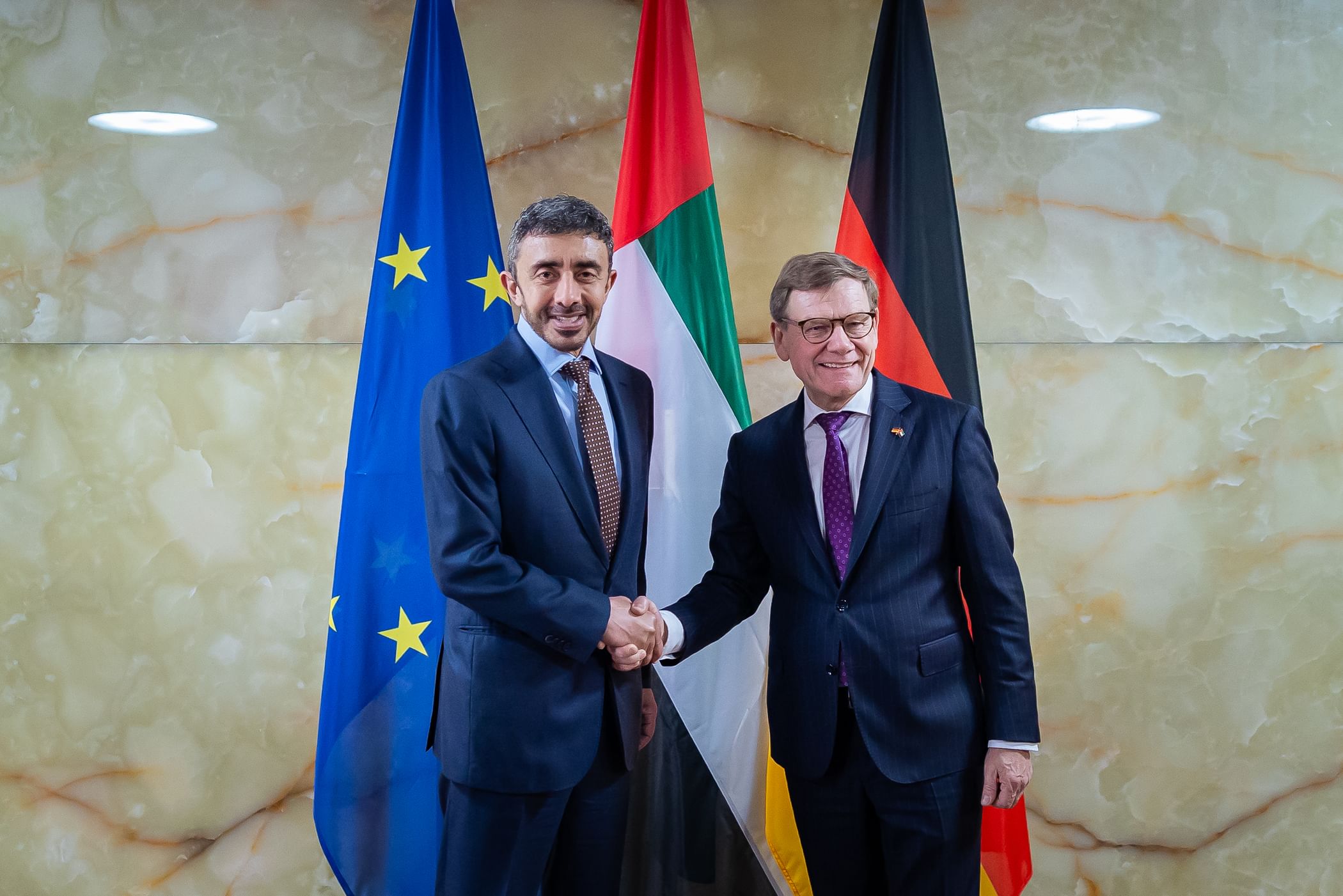 Abdullah bin Zayed meets German Foreign Minister, reviews ties, regional developments