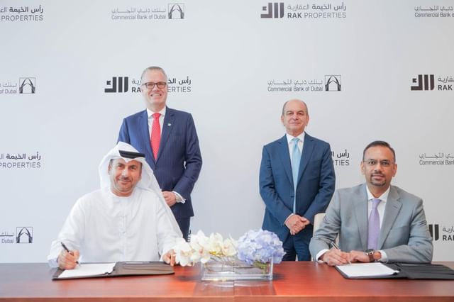 RAK Properties, Commercial Bank of Dubai forge strategic deal to support project development in Mina Al Arab