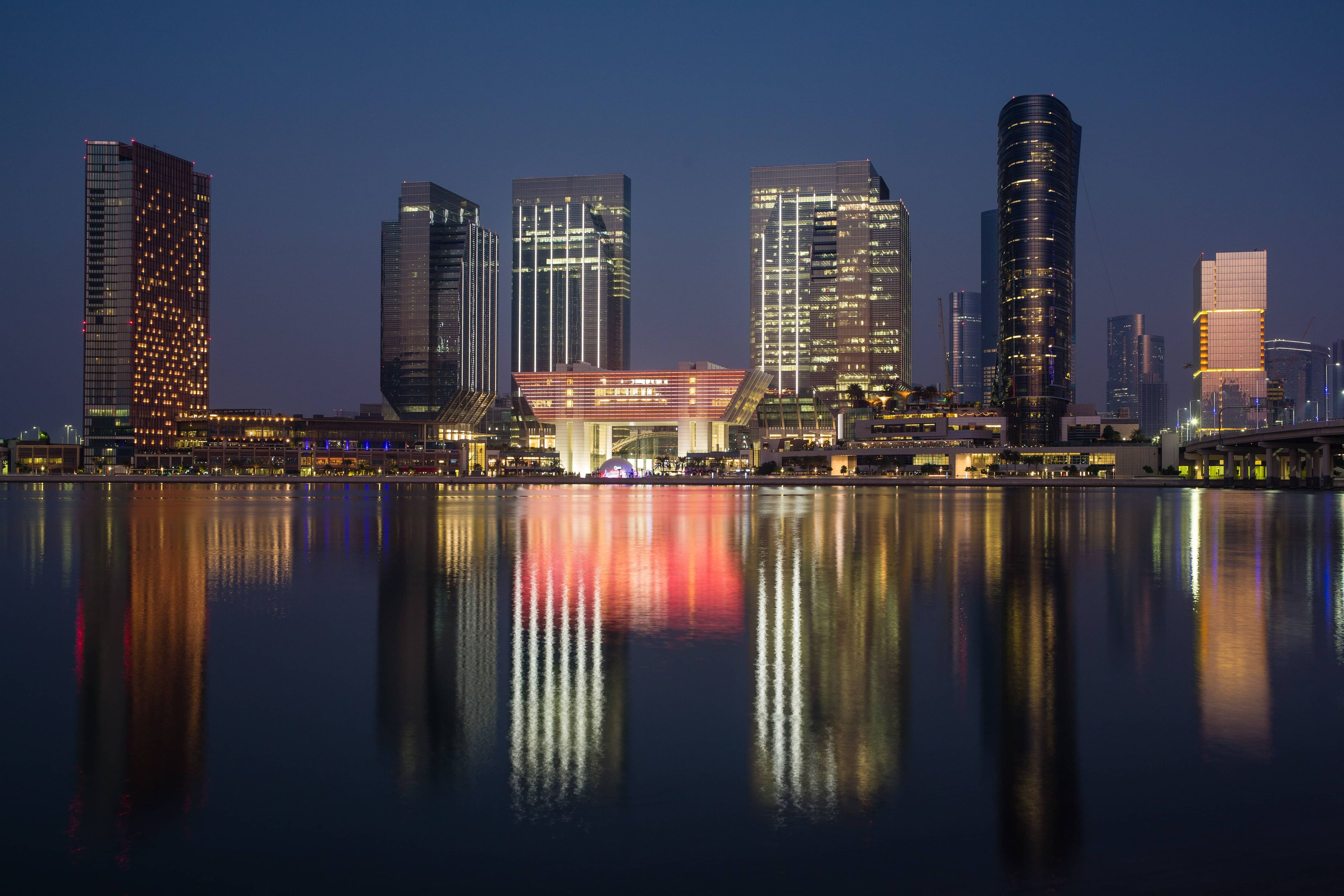 ADGM RA strengthens Commercial Permits framework with new sales, promotions regulations