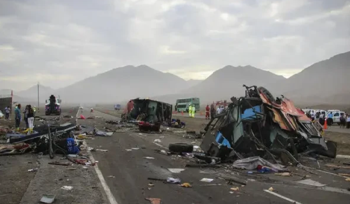 Nine killed in road accident in southern Peru 