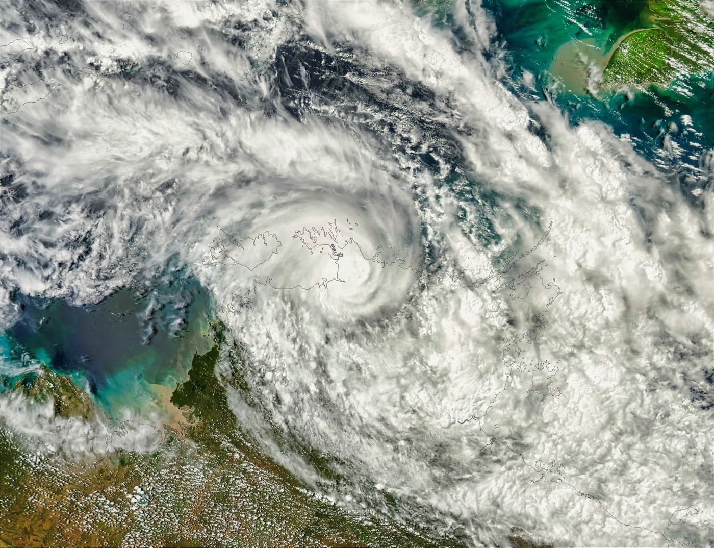 Tropical Cyclone Mitchell approaches Western Australia's Pilbara region, ports closed
