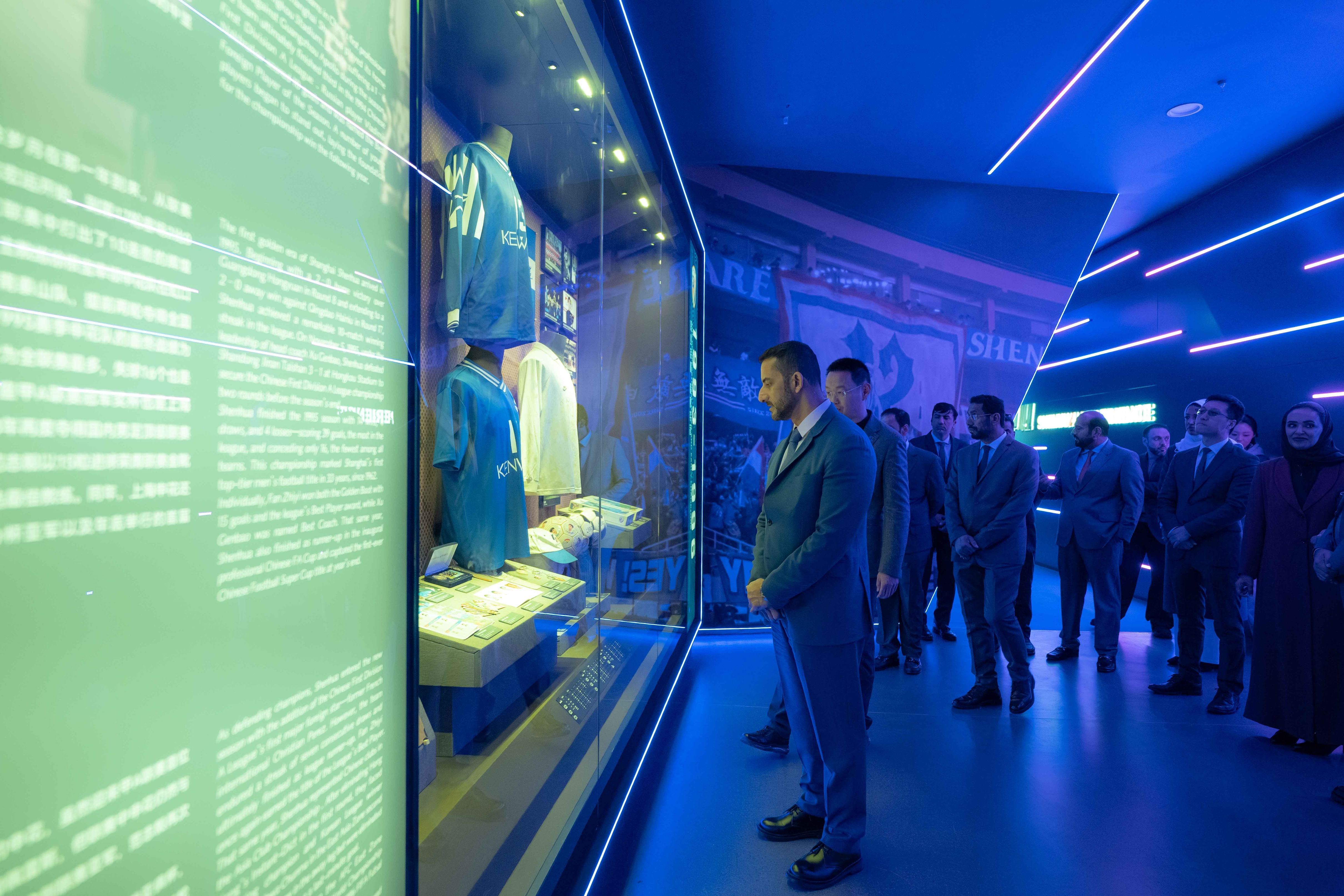 Sultan bin Ahmed visits Shanghai Football Club Stadium