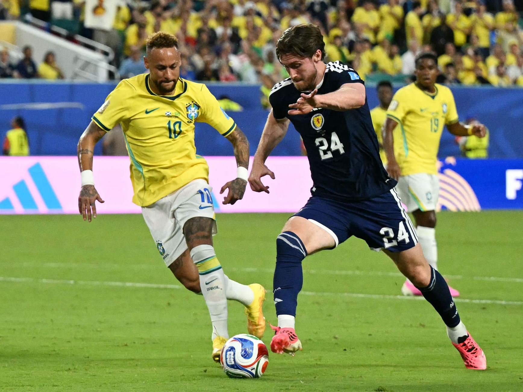 Brazil beat Scotland 3-0 to reach FIFA World Cup Round 32
