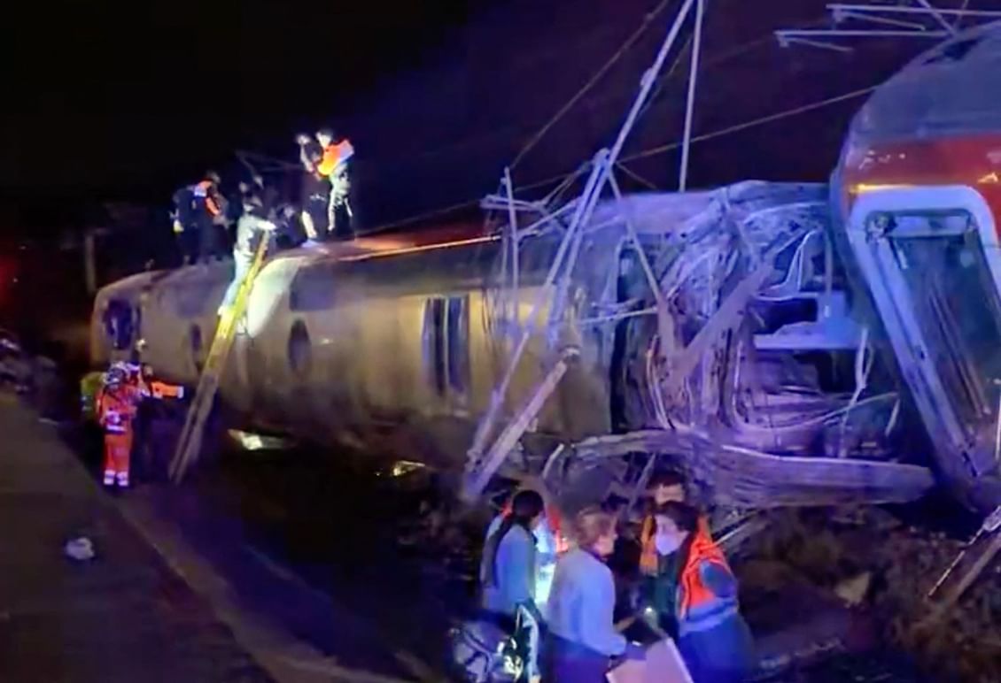At least 39 dead in Spain after two high-speed trains collide