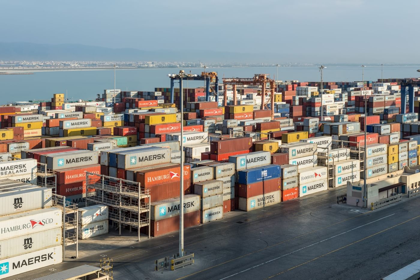 Ports in Oman see growth in handling containers