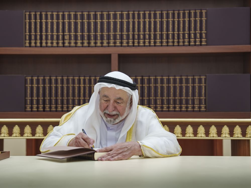 Sharjah Ruler signs first edition of Arabic Encyclopedia