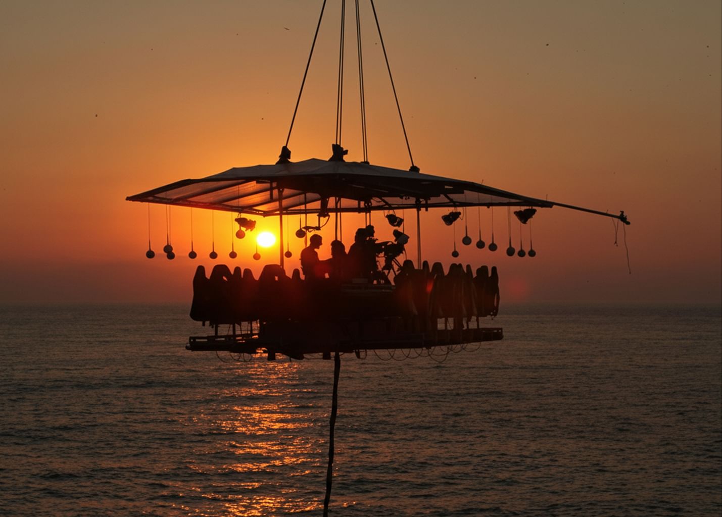 'Dinner in the Sky' announced as Partner for fourth edition of 1 Billion Followers Summit