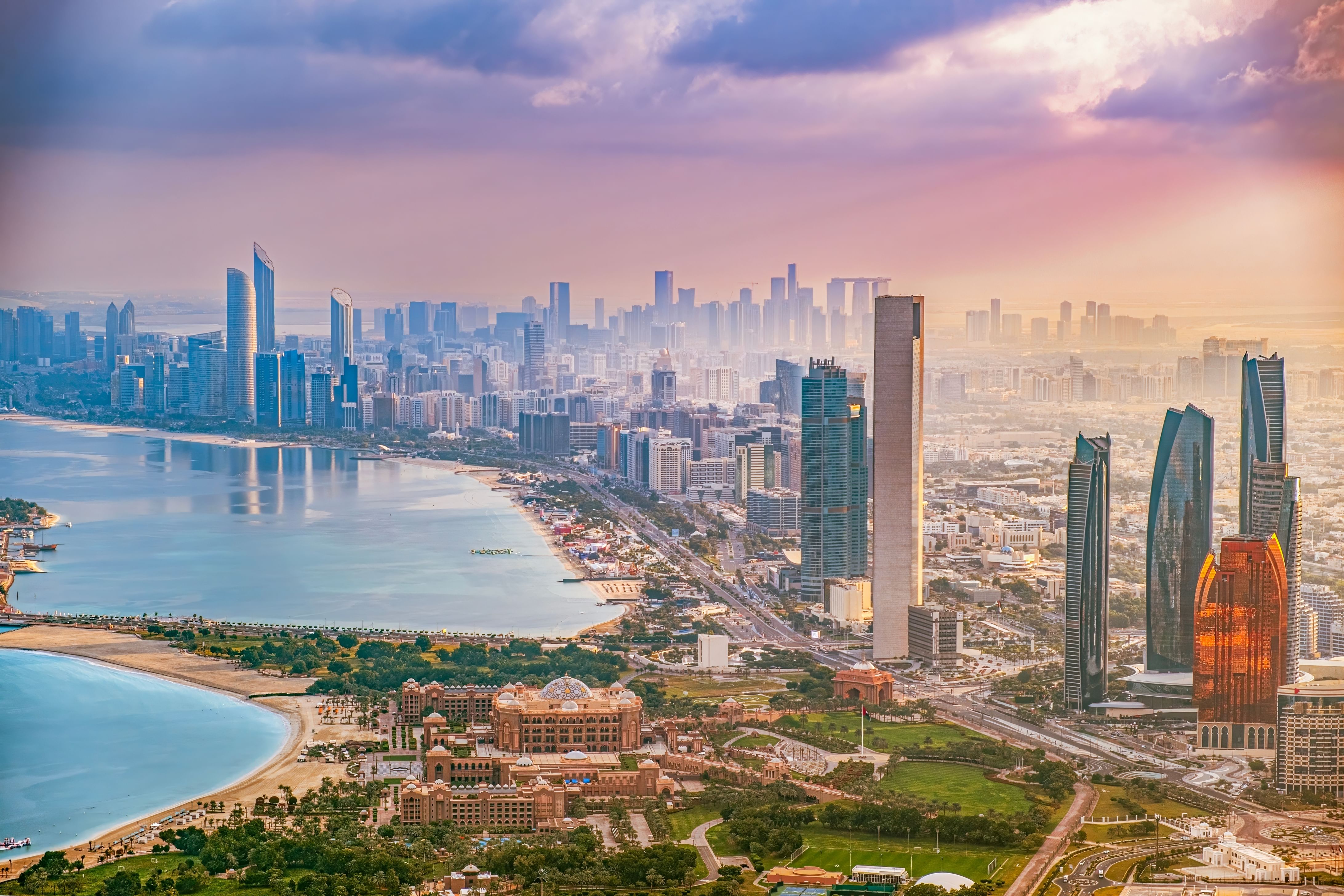 Abu Dhabi population in 2024 grows 7.5% to reach 4.14 million 