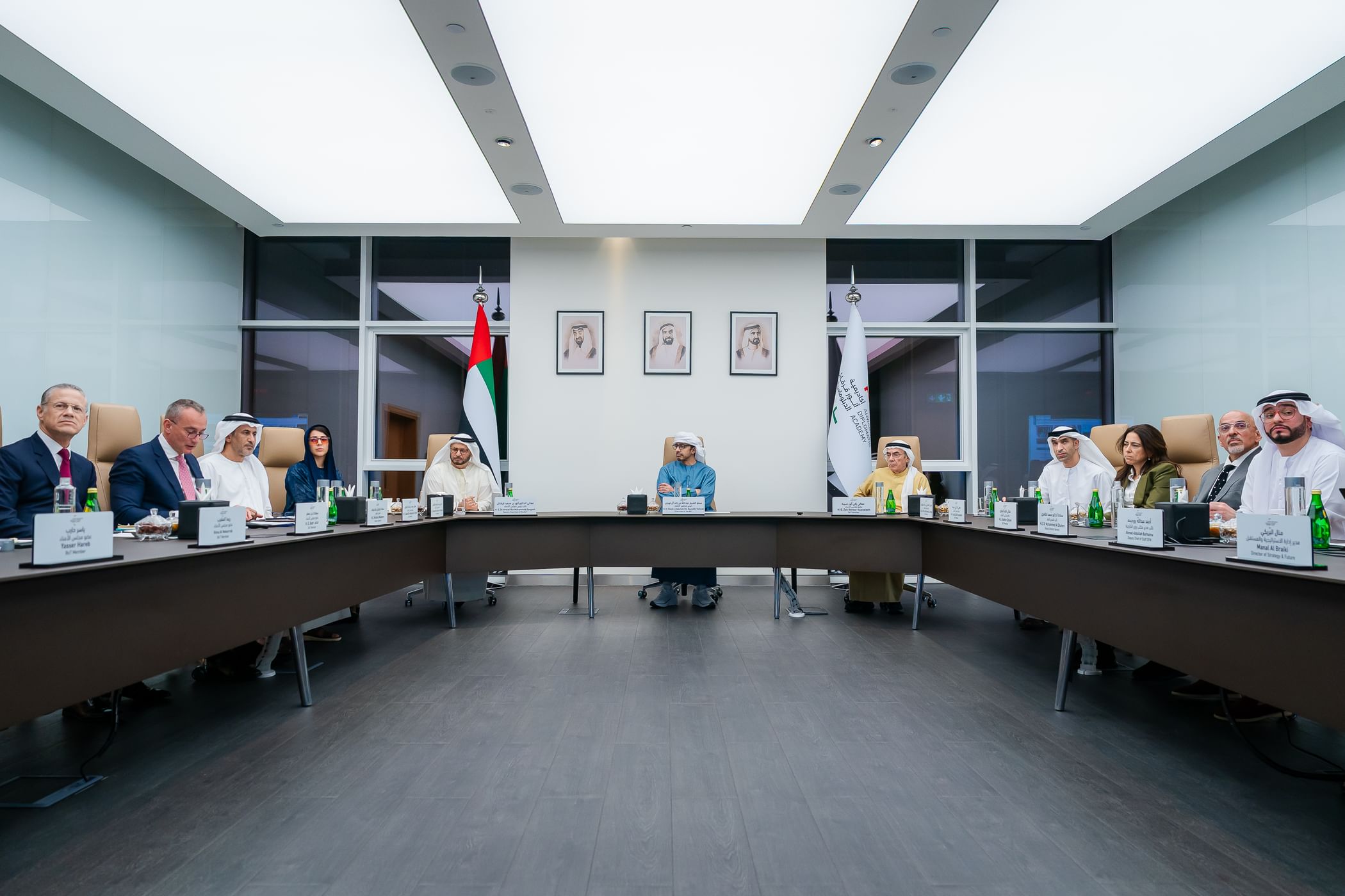 Abdullah bin Zayed chairs Anwar Gargash Diplomatic Academy Board of Trustees meeting