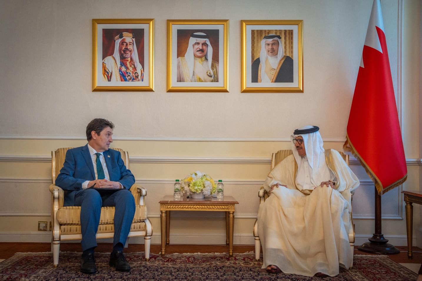 Bahraini Foreign Minister discusses regional developments with France-GCC Friendship Group