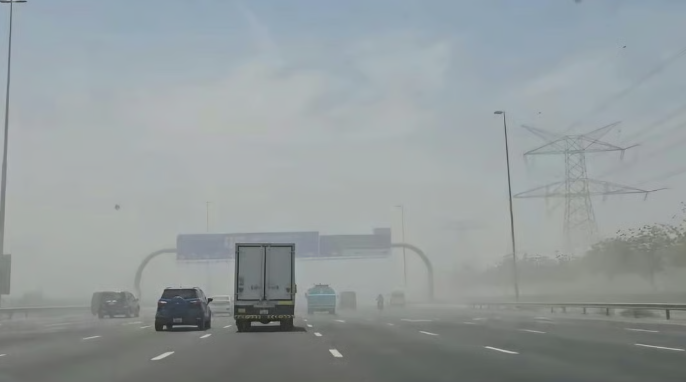 Unstable weather ahead: Fog, dust and showers forecast for UAE 