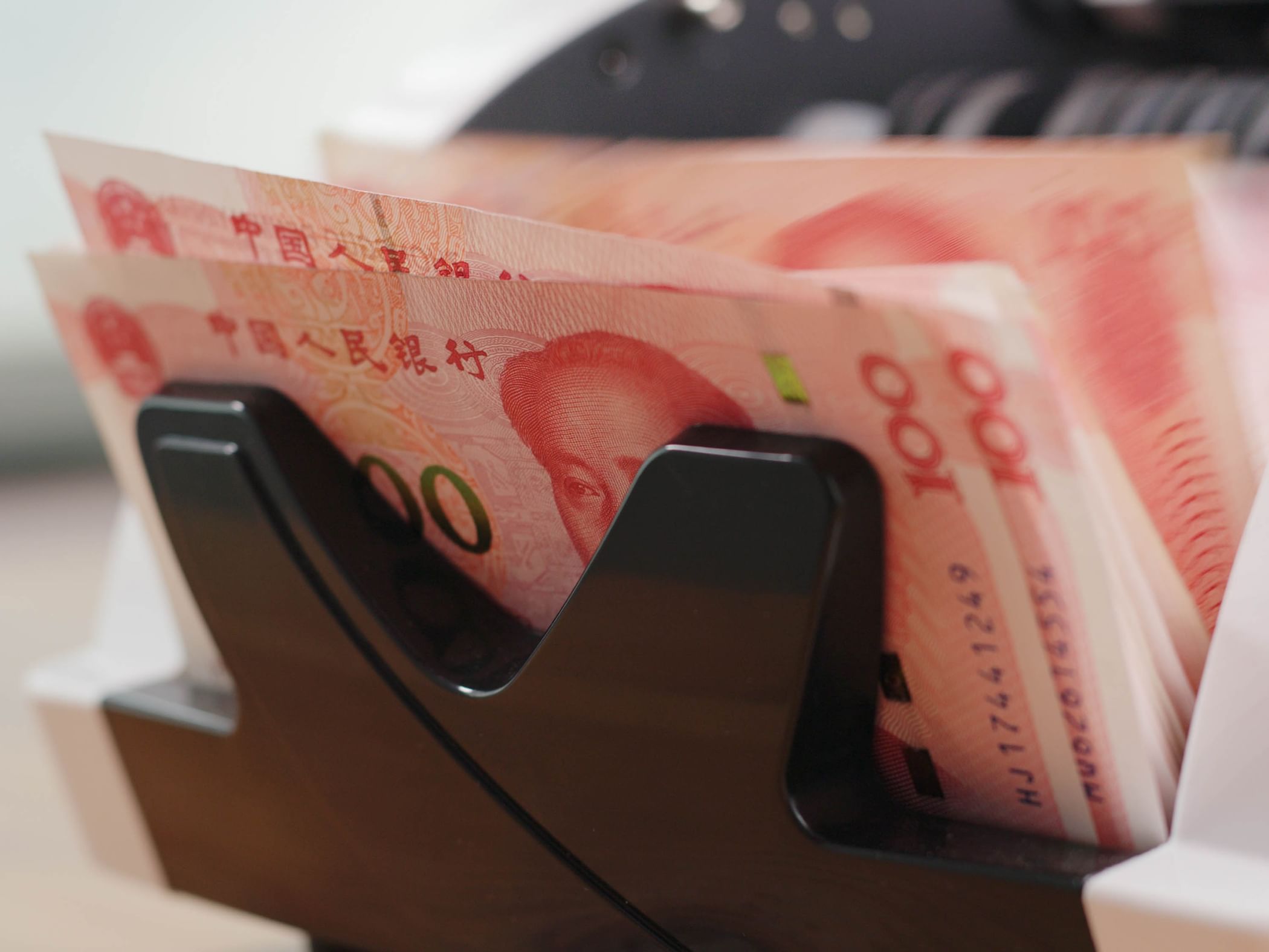 China clarifies tax incentives for foreign investors reinvesting dividends
