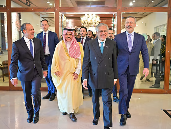 Pakistan doubles down on talks, says diplomacy only way to end war