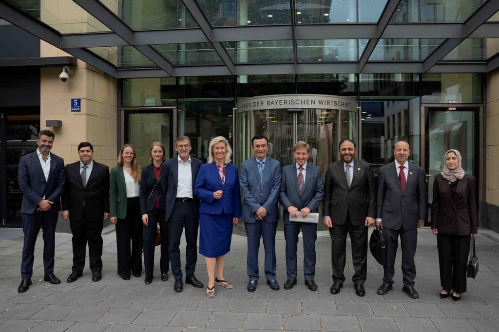 HBMSU expands academic & research partnerships in smart learning, AI, innovation, business incubation