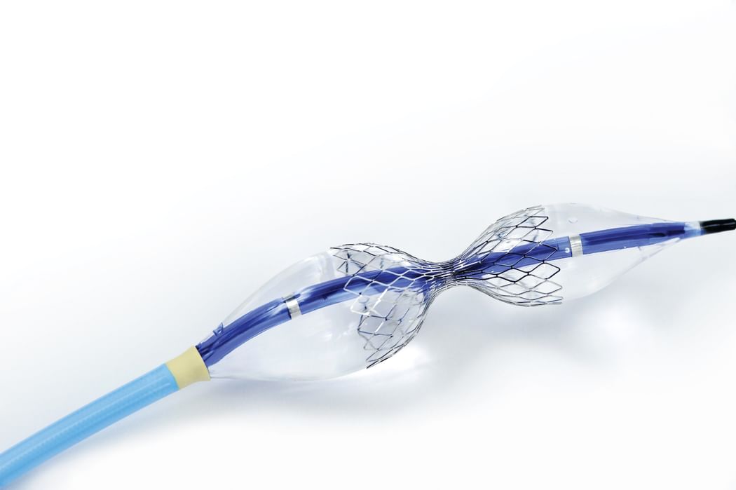 Cleveland Clinic Abu Dhabi performs first implant of device to ease angina pain