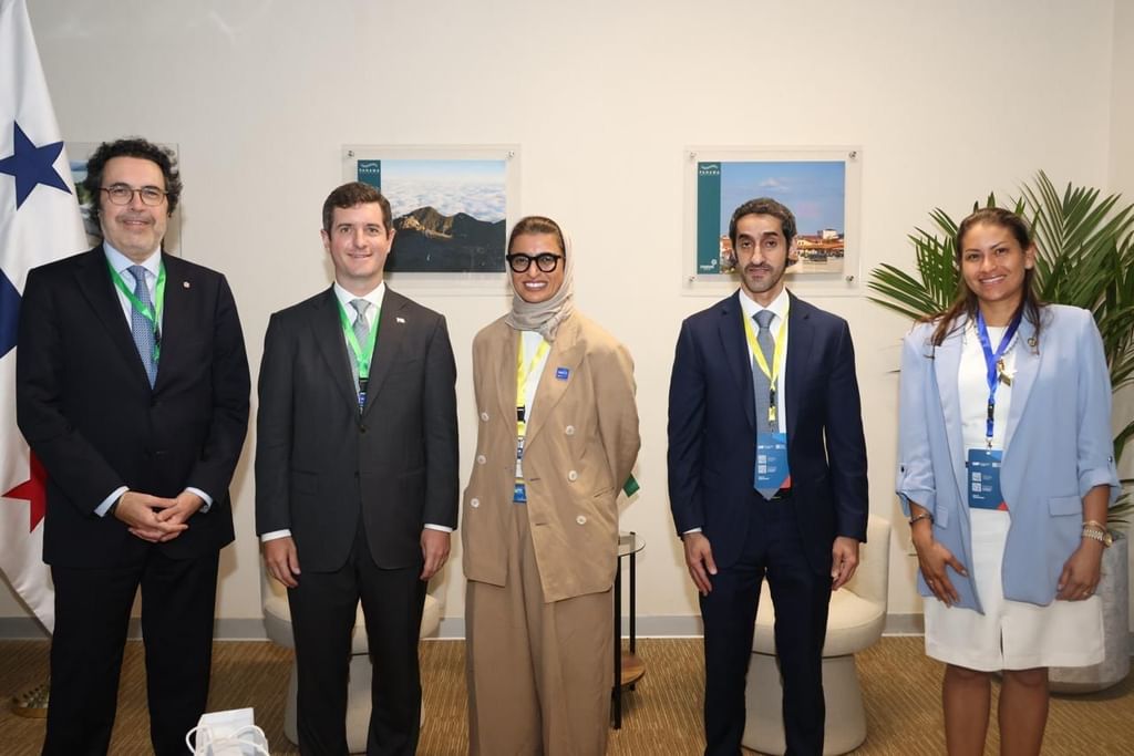 Noura Al Kaabi participates in CAF International Economic Forum in Panama