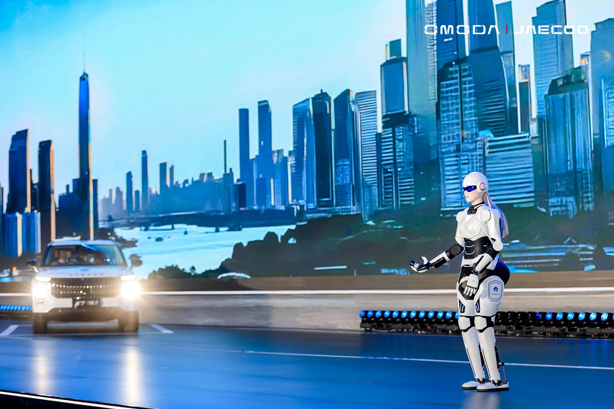 OMODA & JAECOO Expands into Intelligent Ecosystems with AiMOGA Robotics Debut