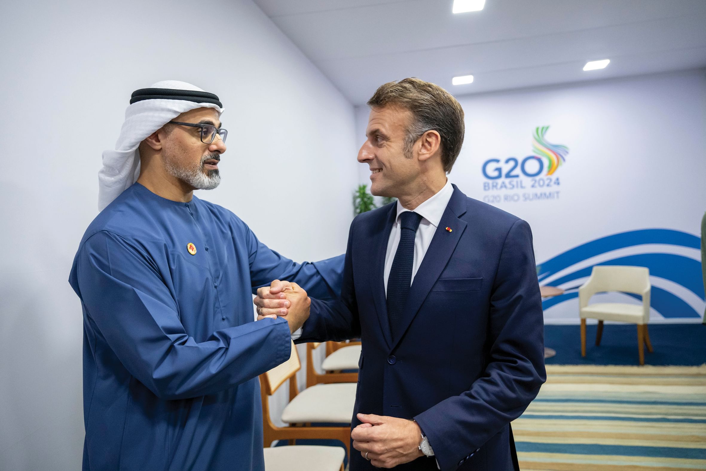 Crown Prince of Abu Dhabi holds discussions with President of France at G20 summit