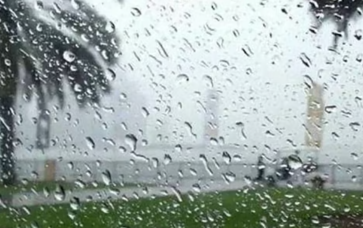 Temperatures to hit 48°C, with humid, foggy conditions and chance of rain this week