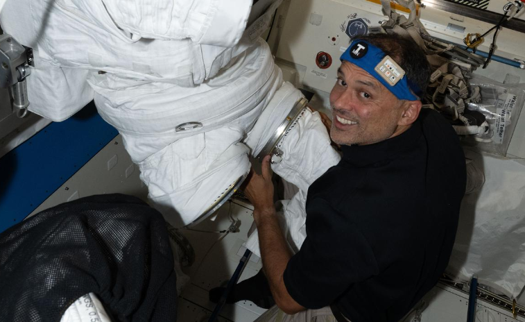 International space crew to return to Earth