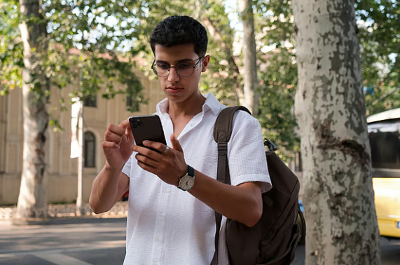 UAE student builds discount platform; users save up to 20% monthly