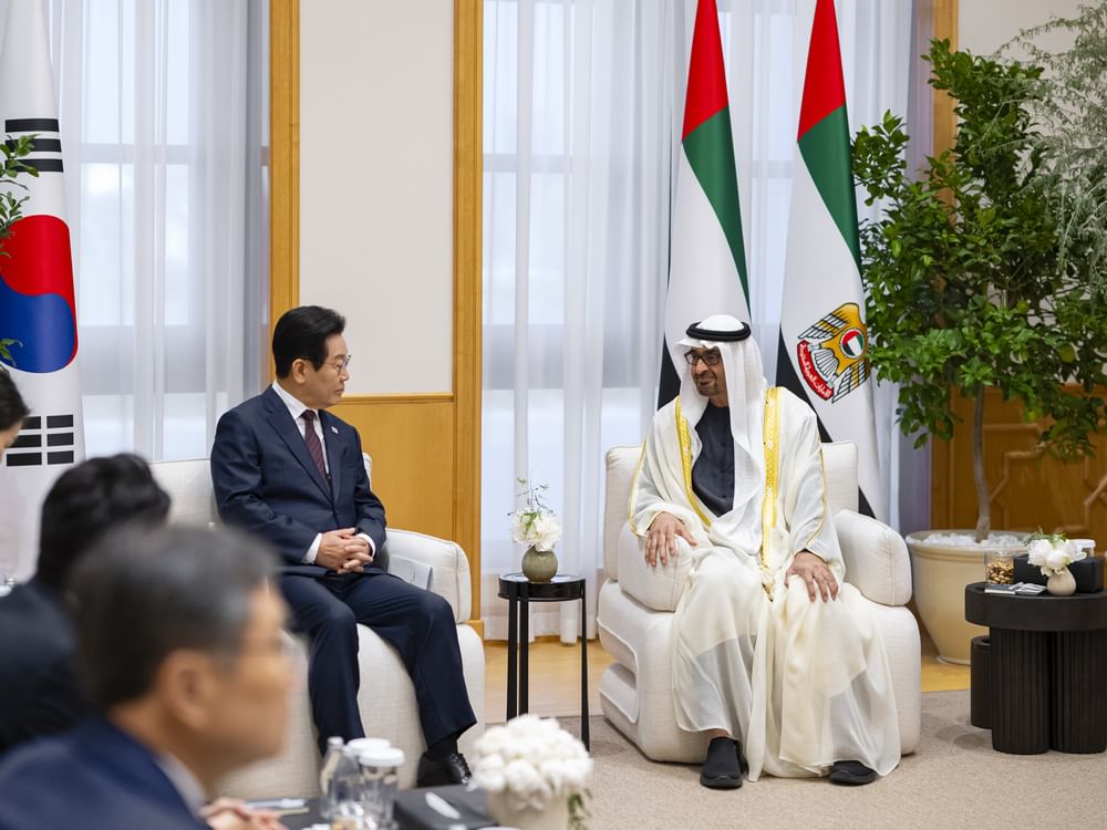 UAE, Korean Presidents discuss strengthening strategic ties