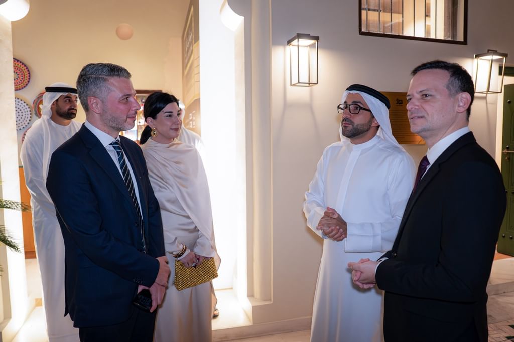 Mayor of Athens tours key government initiatives in Sharjah