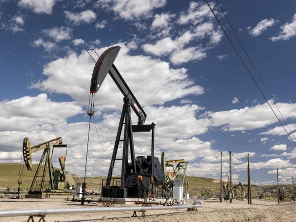 Kuwait oil price rises to $71.67 pb
