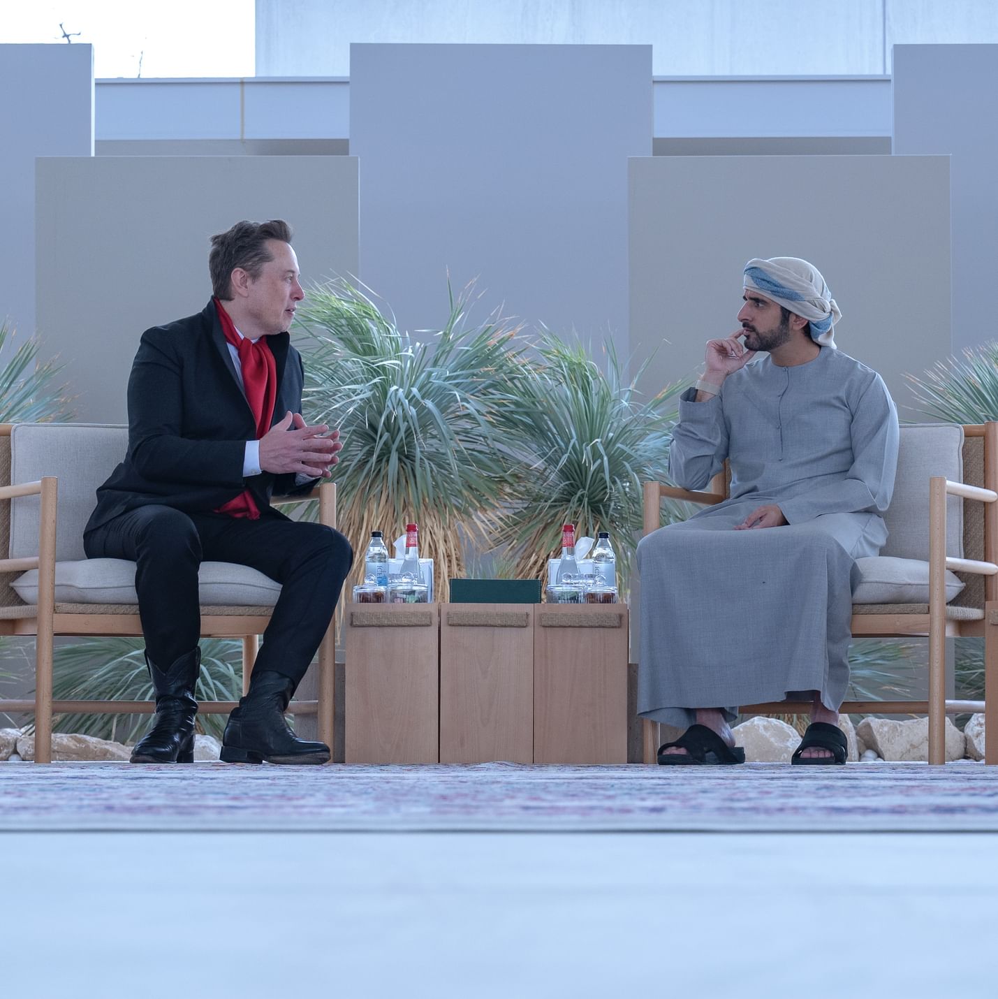 Hamdan bin Mohammed meets with Elon Musk