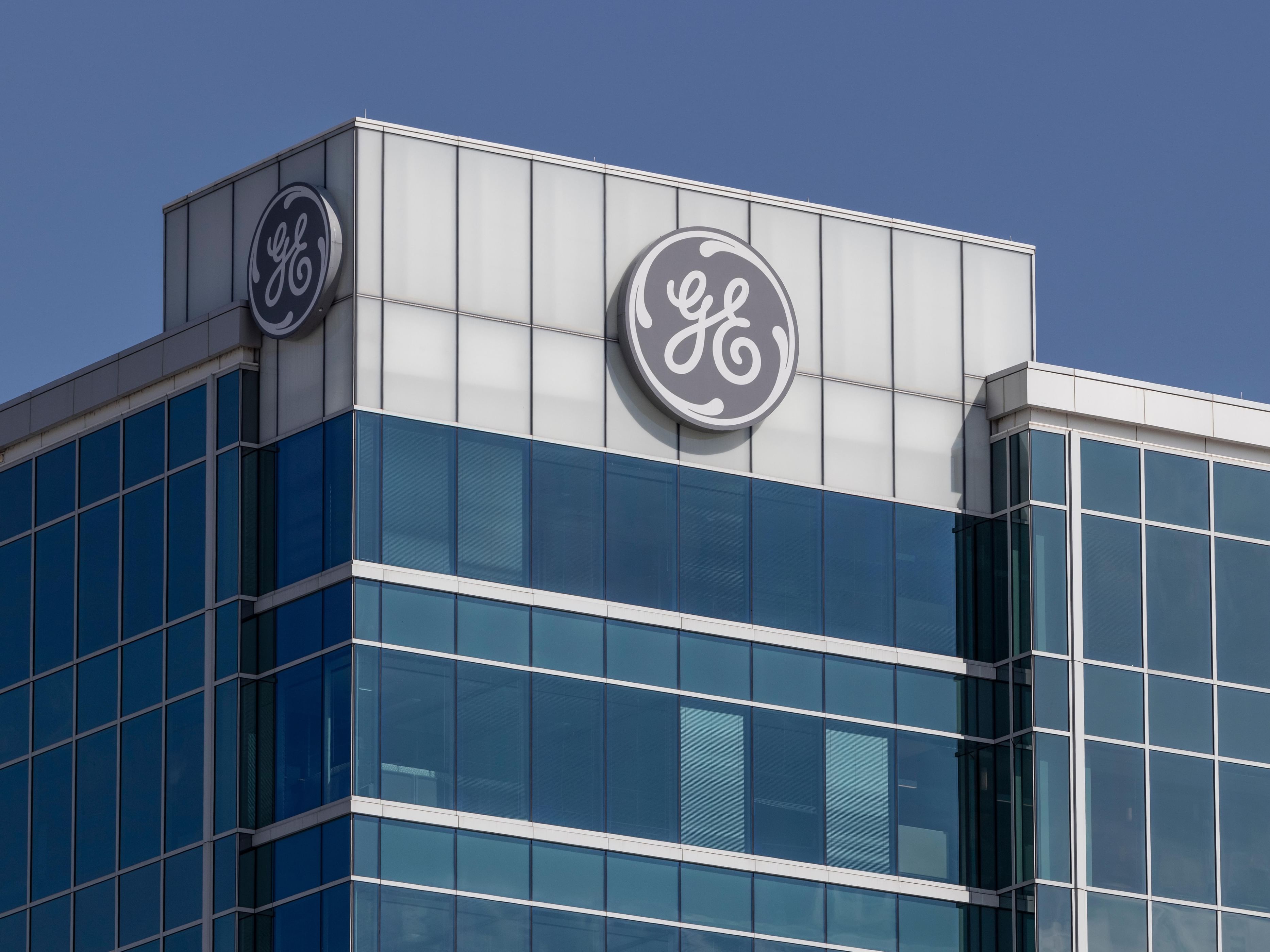 Venezuela, General Electric sign cooperation agreement on power supply