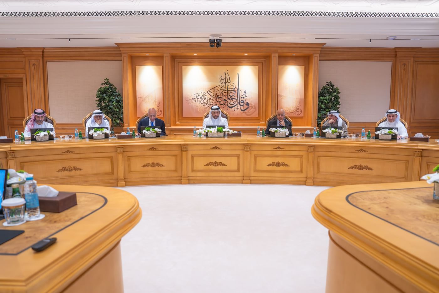 Sultan bin Ahmed chairs 60th meeting of UOS board of trustees