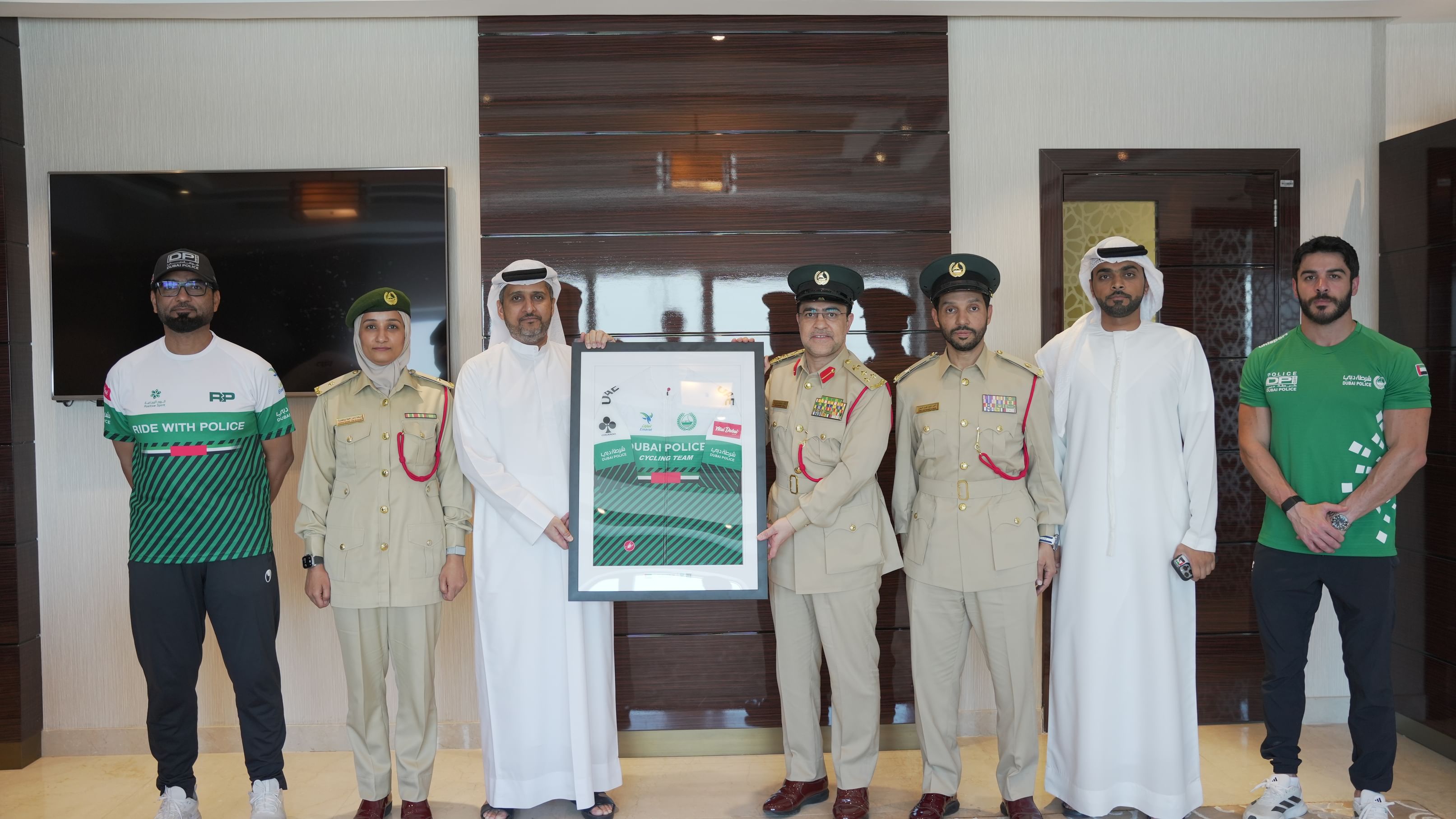 Dubai Police, UAE Cycling Federation strengthen sports cooperation