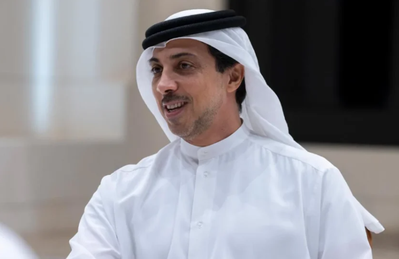 Mansour bin Zayed attends luncheon hosted by Sultan bin Hamdan 
