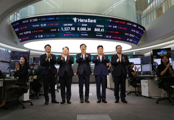 Korea launches around-the-clock won, foreign exchange trading