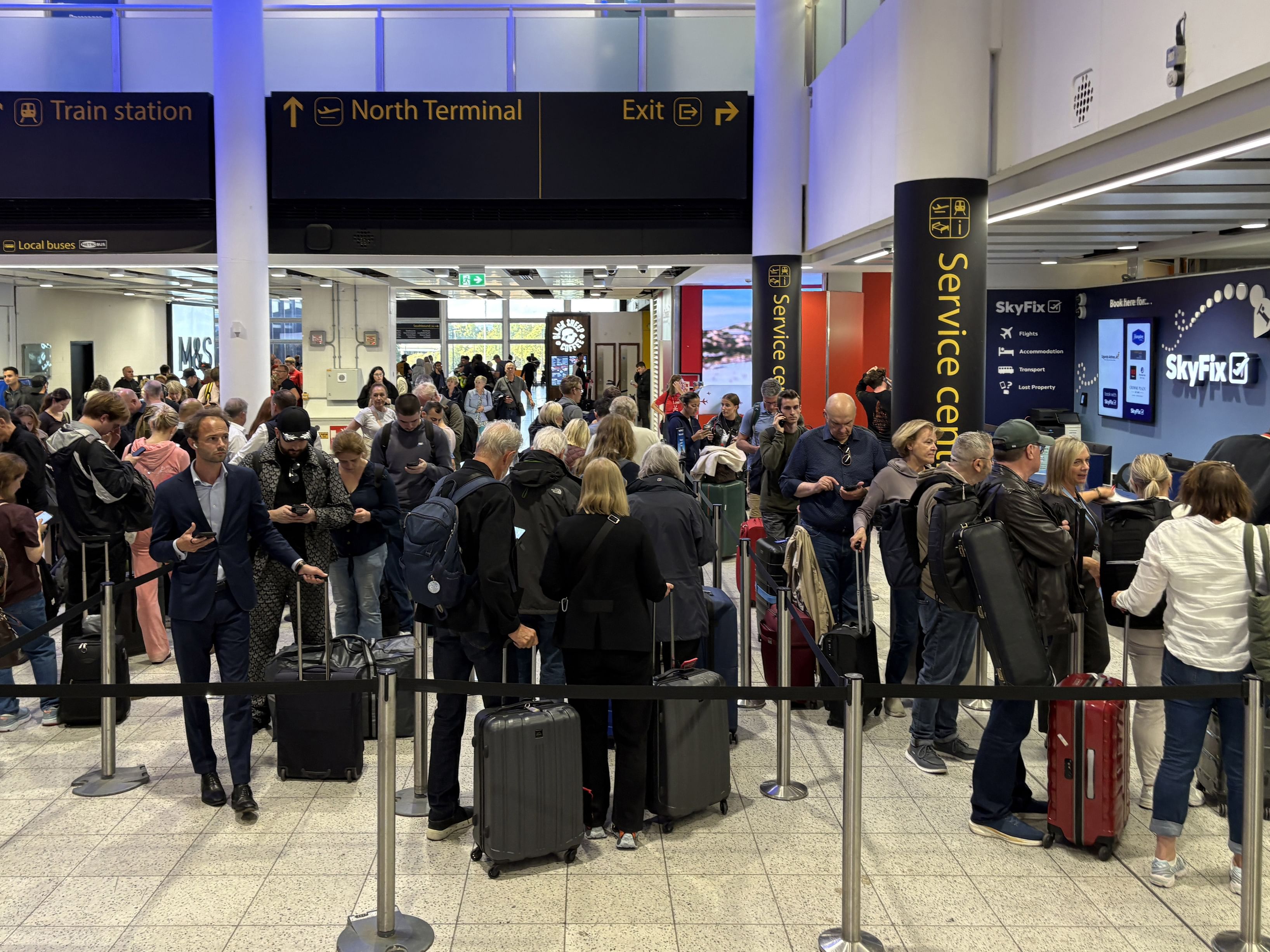 Technical fault forces cancellation of nearly 1,100 UK flights