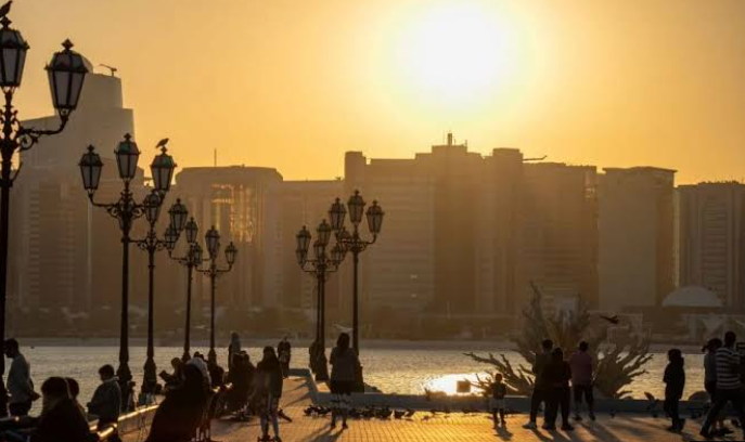 Temperatures to hit 49°C as humidity, fog return this weekend