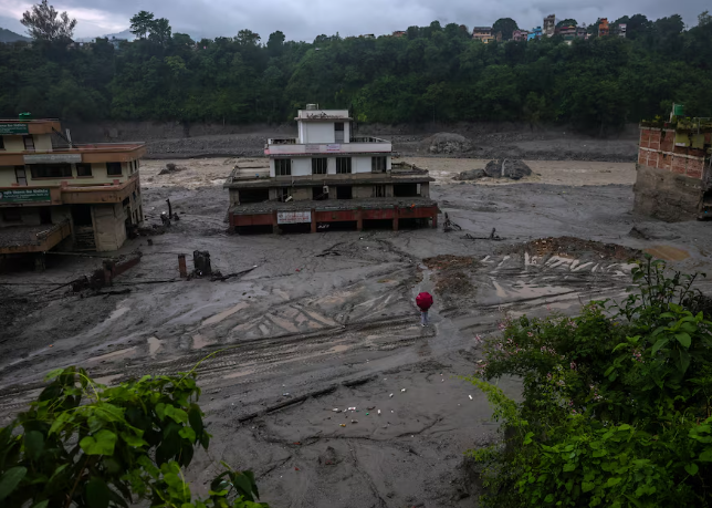 Nepal resumes flood rescue, seeks technical help, billions of dollars for rebuilding efforts
